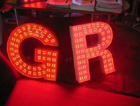 进贤LED发光字常见的安装误区。